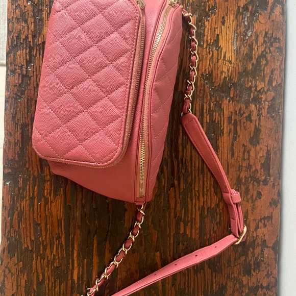 Bag - Picture 2 of 7